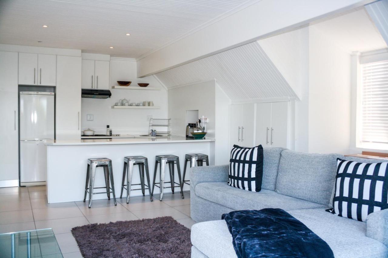 Jade Equestrian Apartment Порт Елизабет Екстериор снимка